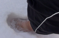 Barfuß im Schnee (2)